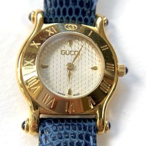 Gucci 6500L Gold & White Watch Original Leather wristband. Works perfectly!
